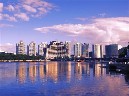 万和春排骨米饭