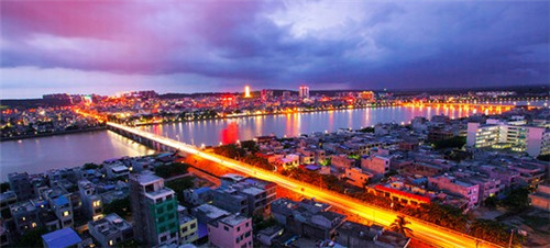 装修店面用什么材质（装修店铺用什么地板合算）